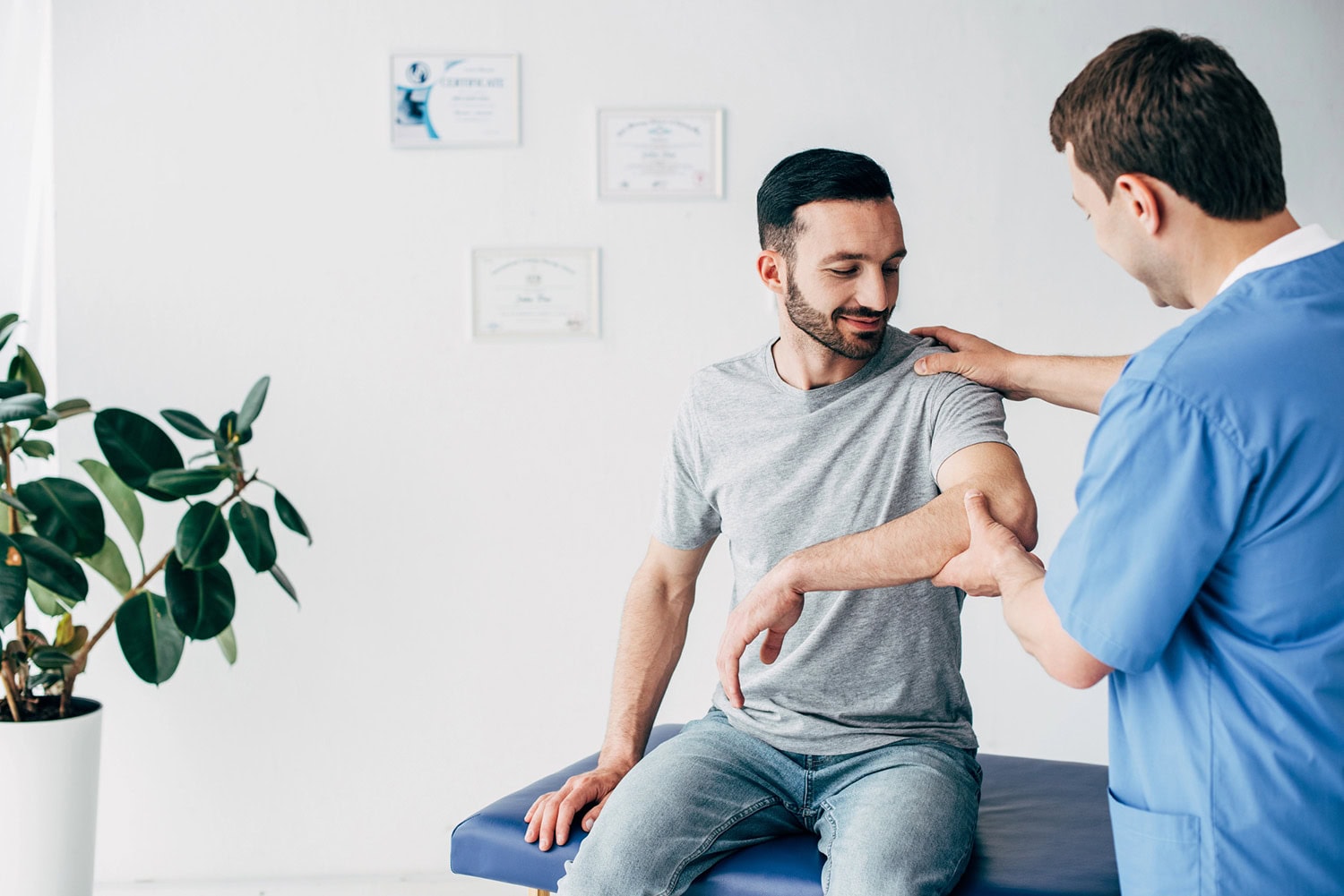 Osteopathy treatment for pain relief and improved mobility at Maple Leaf Osteopathy.